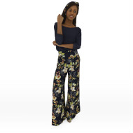 Fabienne Standing casual